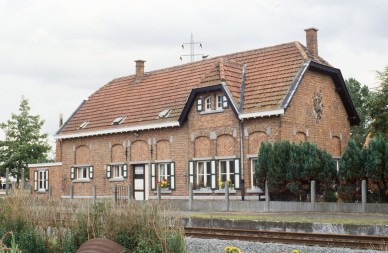 POELKAPELLE  DIA 85-1980.jpg